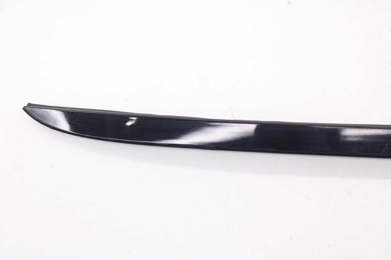 2019-23 Hyundai Santa Fe SEL Front Right Side Windshield A-Pillar Reveal Molding2