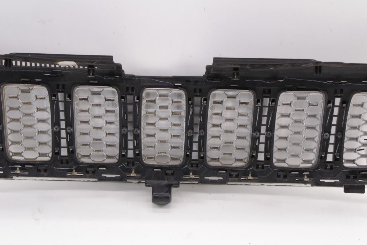 16-21 Jeep Grand Cherokee Overland 3.6L Front Radiator Upper Grille Panel *ReaD* - Alshned Auto Parts
