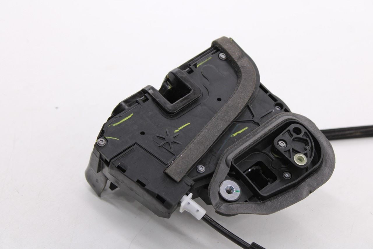 2018-2024 Chevrolet Equinox LT Front Left Driver Side Door Lock Latch Actuator10