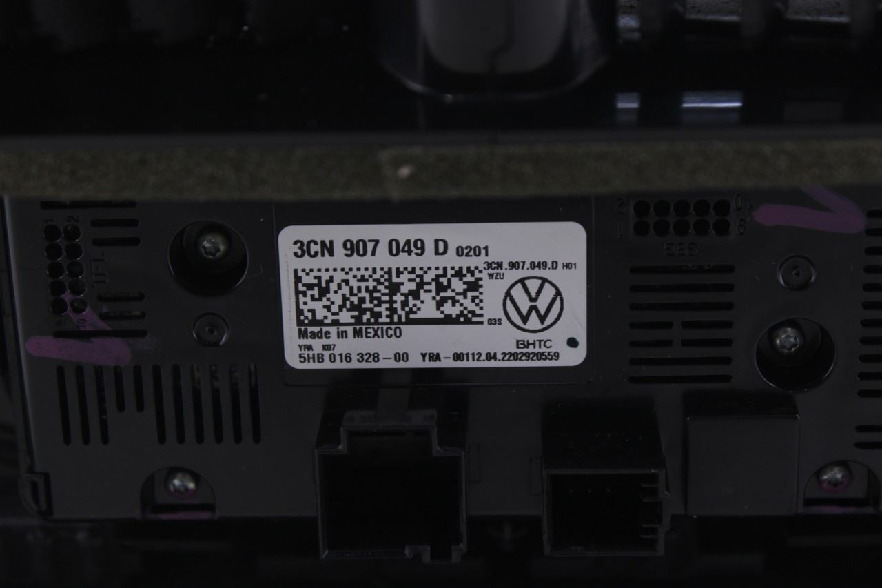 2021-23 Volkswagen Atlas SE Rear Center Console Back Panel w/ AC Heater Control12