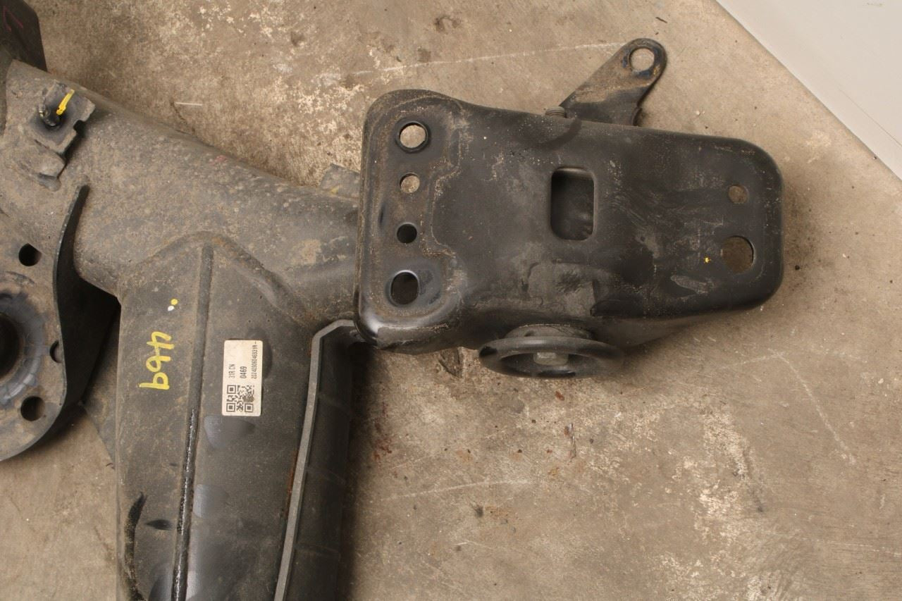 24-26 Hyundai Elantra SE FWD Rear Loaded Axle Torsion Beam Subframe 55101-AAHY011