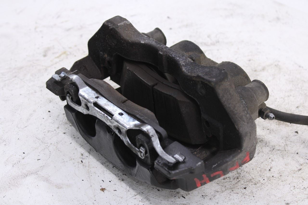 2011-2025 Dodge Durango SXT 3.6L AWD Front Driver Left Side Brake Disc Caliper11