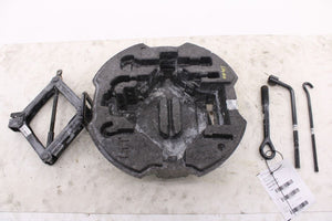 2016-26 Hyundai Elantra SE 2.0L Lift Jack and Tool Kit w/ Foam Holder Container