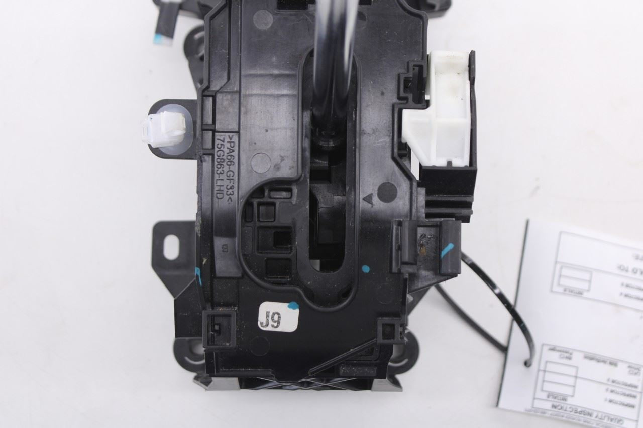 2020-24 Toyota Corolla LE Automatic Transmission Gear Shifter Lever 33560-024304