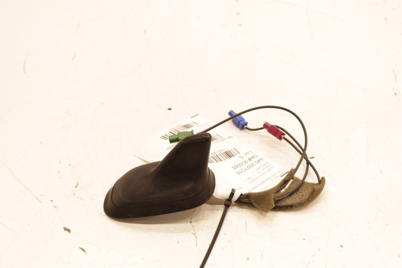 2014-2017 Volkswagen Passat SE Roof Exterior Shark Fin Antenna 3C0-035-507-T OEM - Alshned Auto Parts