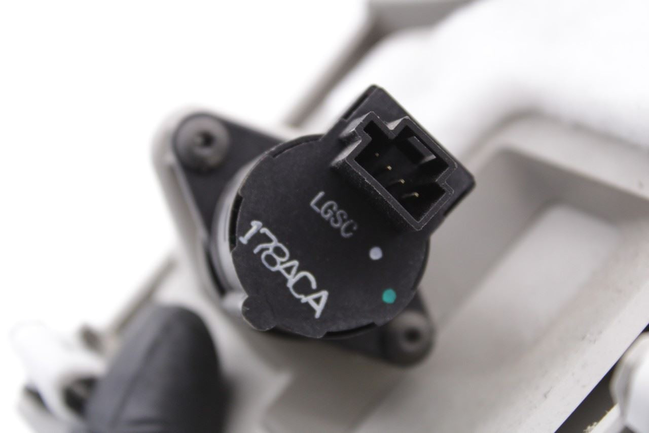 2017-24 Chrysler Pacifica Limited Front Left Dash Lower Knee Bolster Trim *ReaD* - Alshned Auto Parts