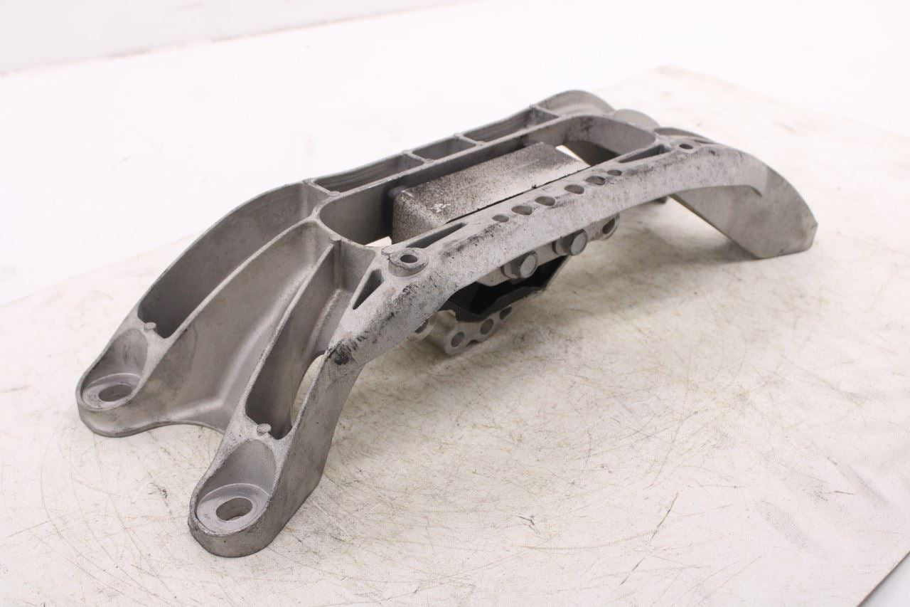 2020-2026 Ford Explorer Interceptor 3.0L AWD Transmission Crossmember Insulator5