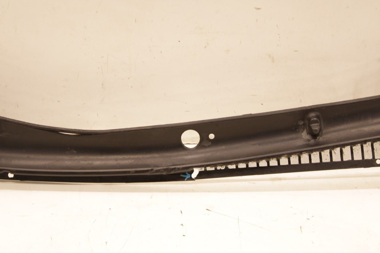97-04 Chevrolet Corvette Front Windshield Cowl Vent Cover Panel 10270322 *ReaD* - Alshned Auto Parts