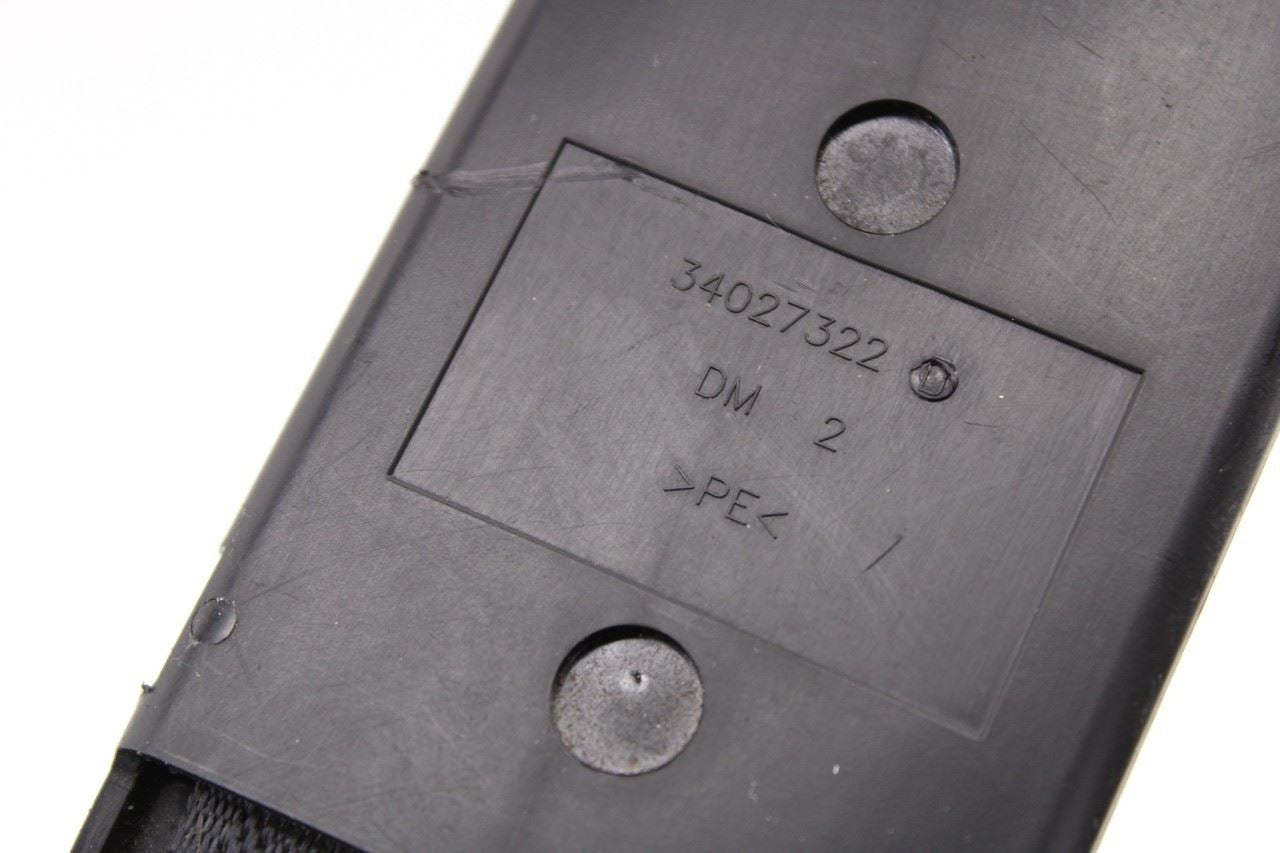 13-19 Ram 1500 Laramie Crew Cab Rear RH and LH Side 2nd Row Seat Belt Buckle Set - Alshned Auto Parts