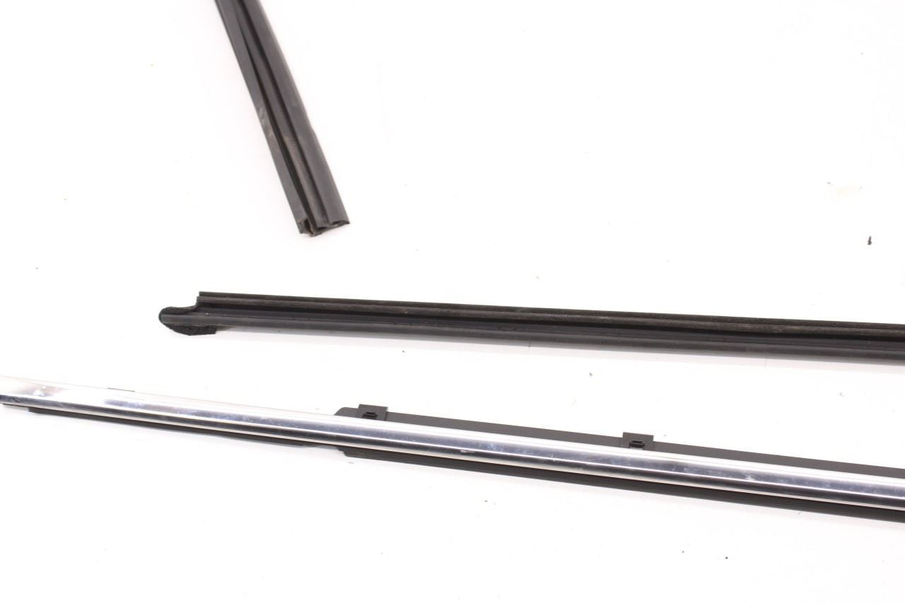 19-23 Hyundai Santa Fe SEL Front Right Door Run Channel w/ Belt Weatherstrip Set - Alshned Auto Parts