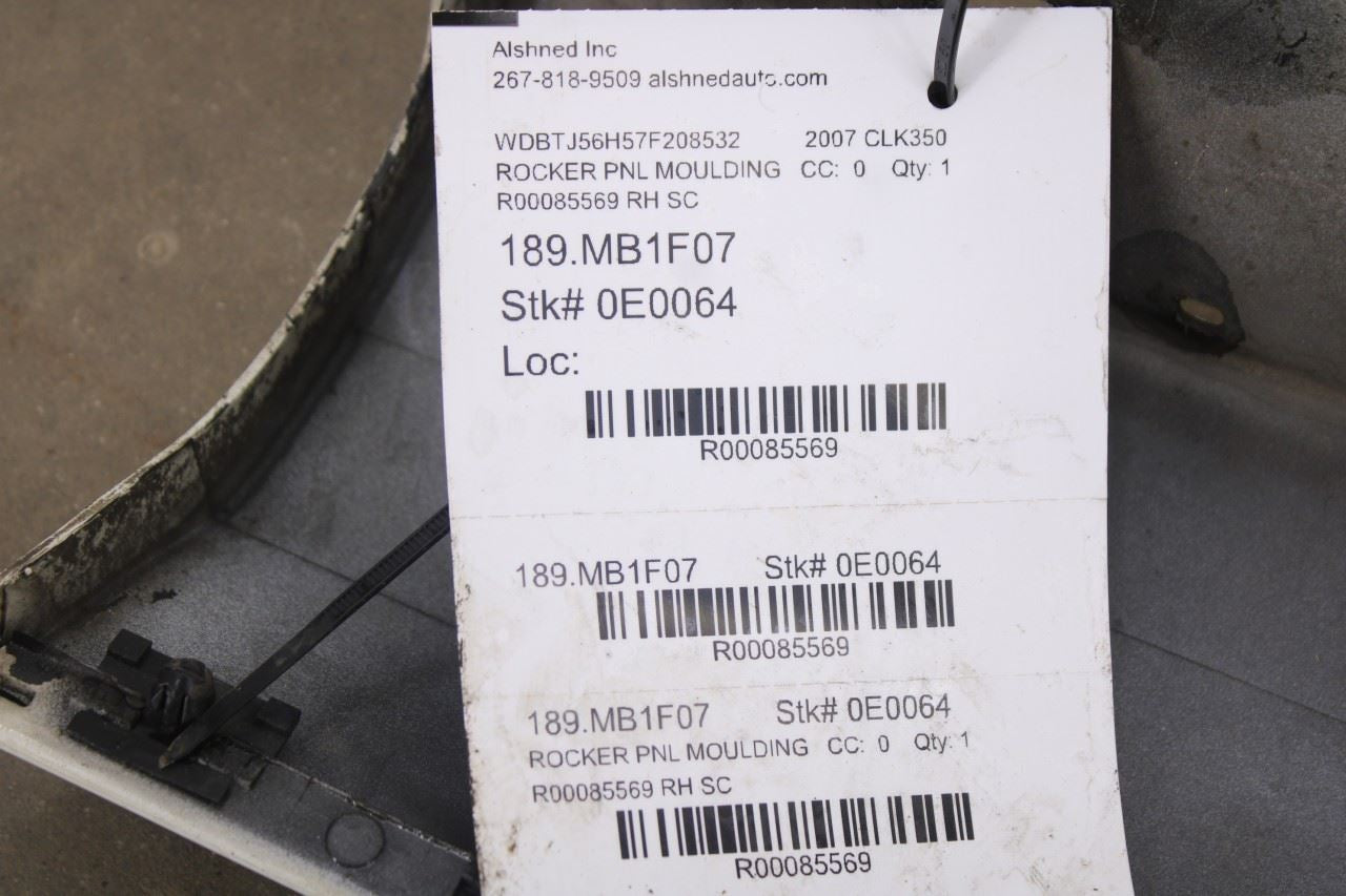 2006-2009 Mercedes-Benz CLK350 Right Side Rocker Skirt Panel Molding 209698045418