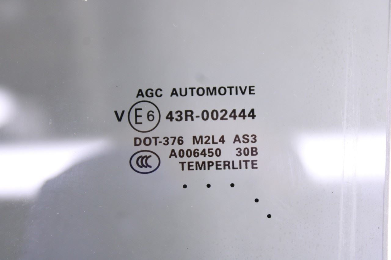 2014-2020 Infiniti QX60 Rear Left Side Door Window Movable Glass 82301-3JA1C OEM - Alshned Auto Parts