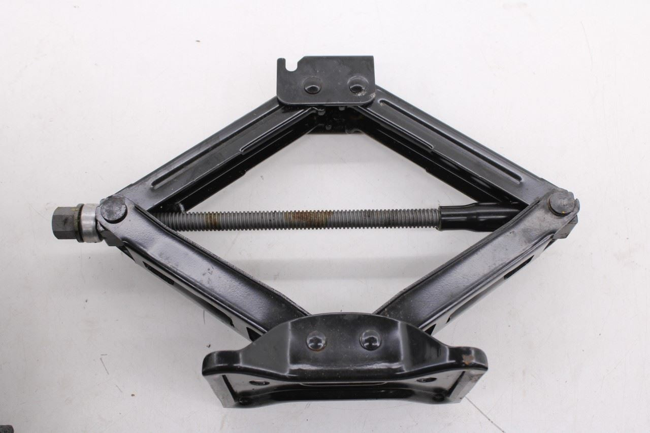 17-19 Buick LaCrosse Premium Lift Jack and Wheel Wrench w/ Foam Holder Container - Alshned Auto Parts
