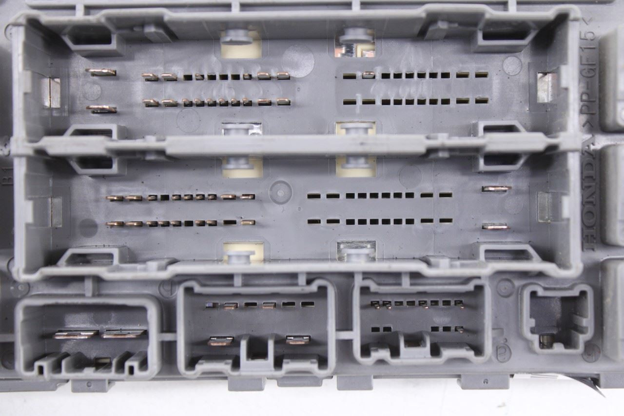 16-18 Acura MDX w/ Technology Pkg 3.5L Cabin Instrument Panel Fuse Block *ReaD* - Alshned Auto Parts