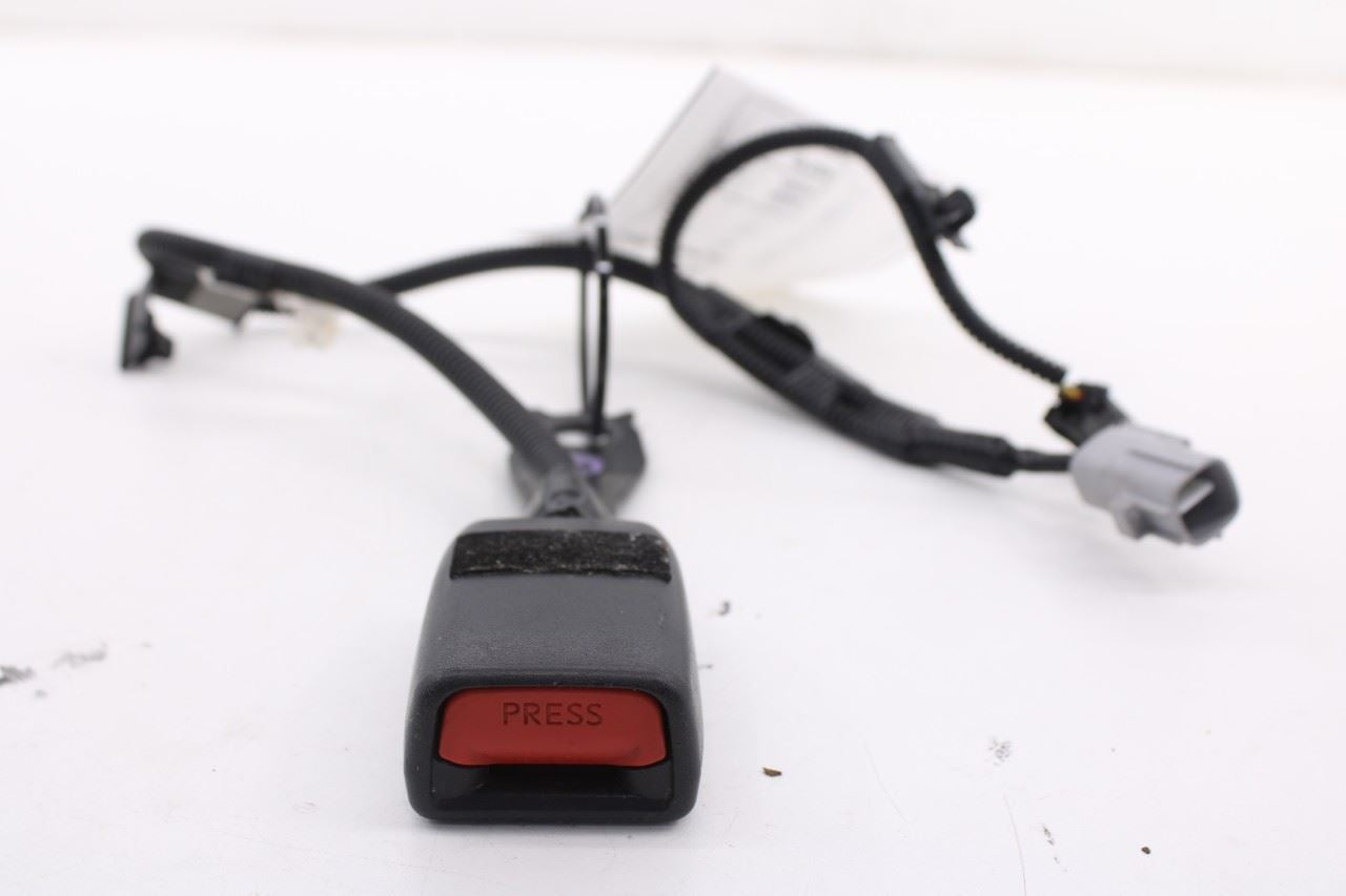 2022-24 Toyota Corolla LE Front Driver Left Side Seat Belt Buckle 73230-02G20-C07
