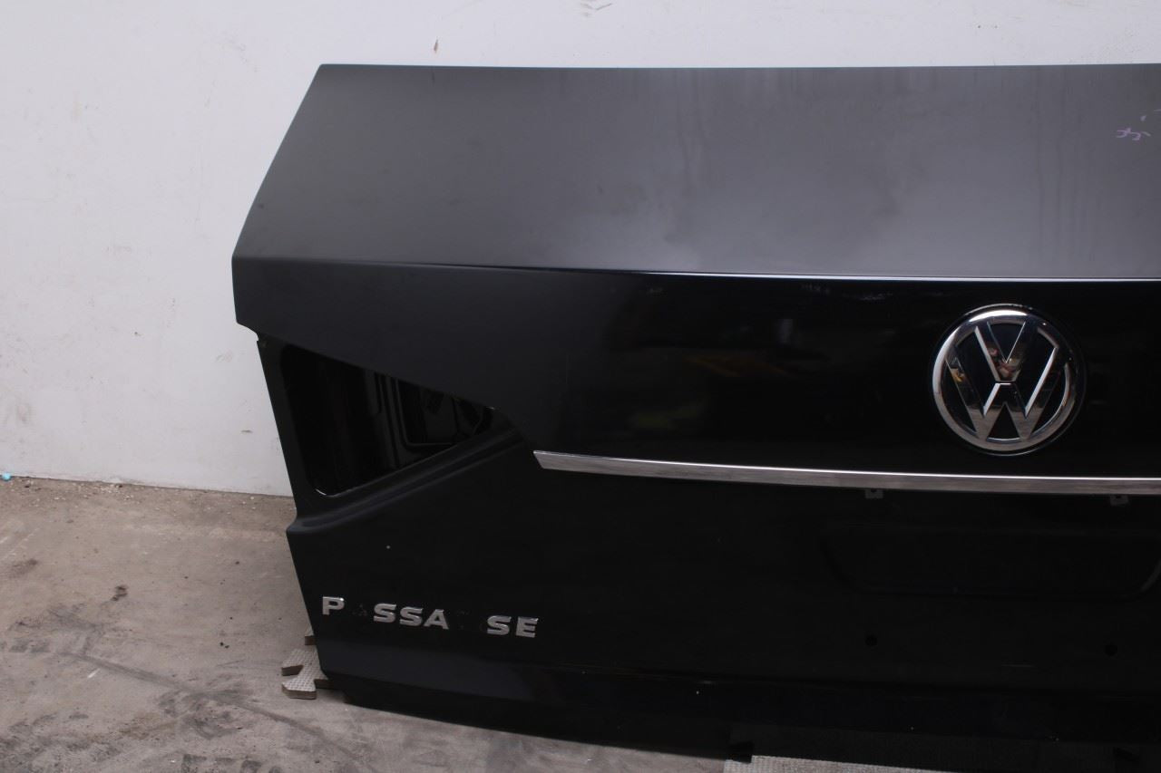 2016-2019 Volkswagen Passat SE Rear Trunk Deck Lid Shell Panel 561827025L OEM - Alshned Auto Parts