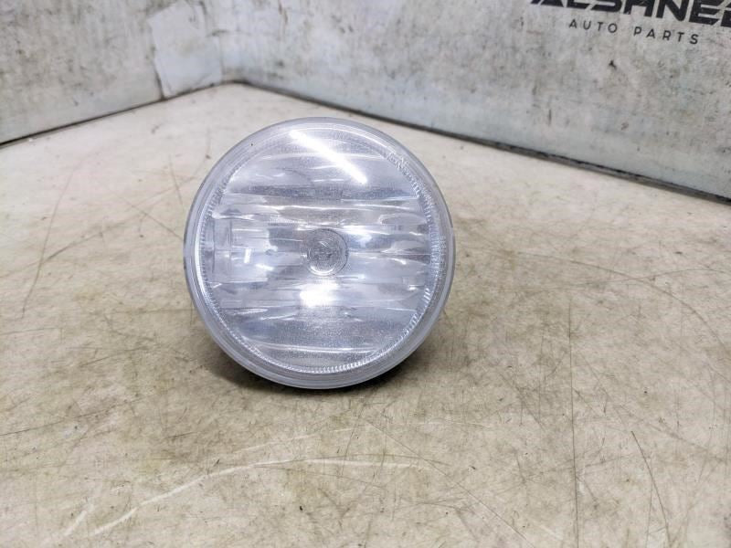 2007-2013 Chevrolet Avalanche Front Left Driver Side Fog Light Lamp 15839896 OEM - Alshned Auto Parts