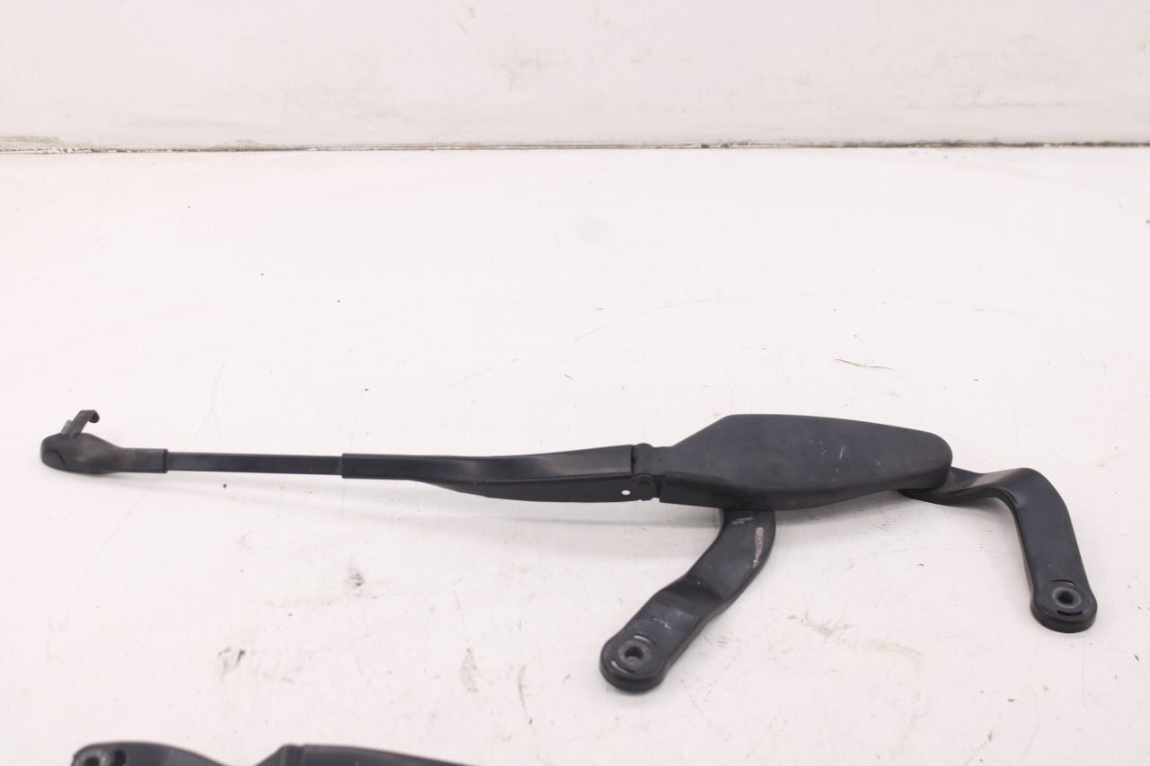 04-2005 Mercedes-Benz E500 Front Left and Right Windshield Wiper Arm 2118201144 - Alshned Auto Parts