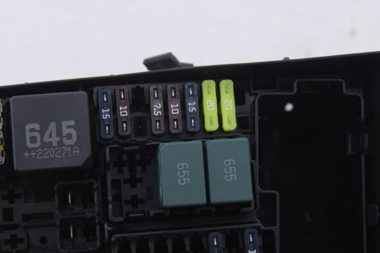 19-23 Volkswagen Atlas SE 3.6L Engine Fuse Relay Junction Box 5Q0937125G *ReaD* - Alshned Auto Parts