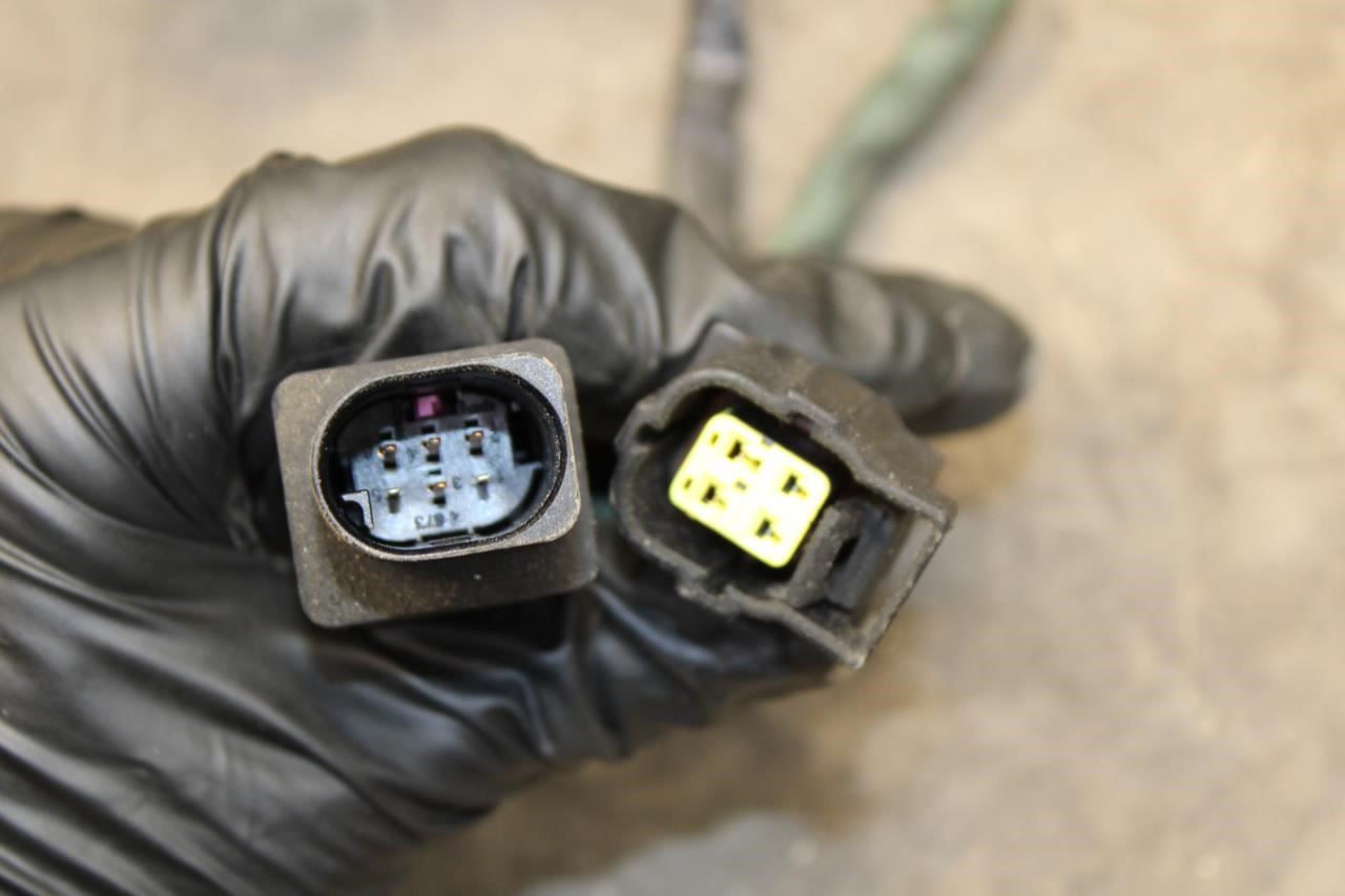 07-11 Mercedes-Benz S550 5.5L 4-Matic Left and Right Exhaust Pipe 221-490-41-20 - Alshned Auto Parts