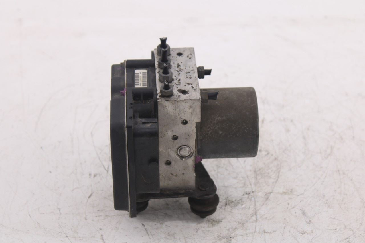 2014-2017 Audi Q5 Premium 2L ABS Anti Lock Brake Pump Control Module 8R0907379AS2
