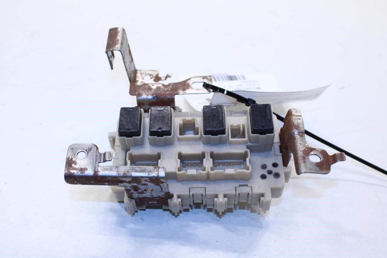 17-20 Nissan Pathfinder SV 3.5L Cabin Instrument Panel Fuse Relay Junction Block - Alshned Auto Parts