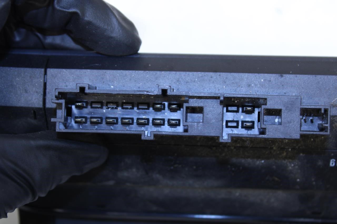 07-2013 Mercedes-Benz S550 Front Left Side Seat Control Module 221-870-73-93 OEM - Alshned Auto Parts