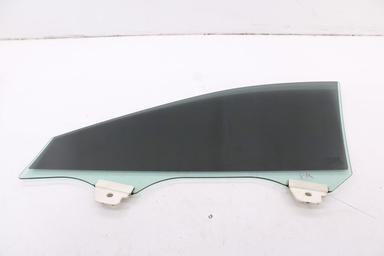 2017-2019 Buick LaCrosse Premium Front Right Door Window Movable Glass 229739896