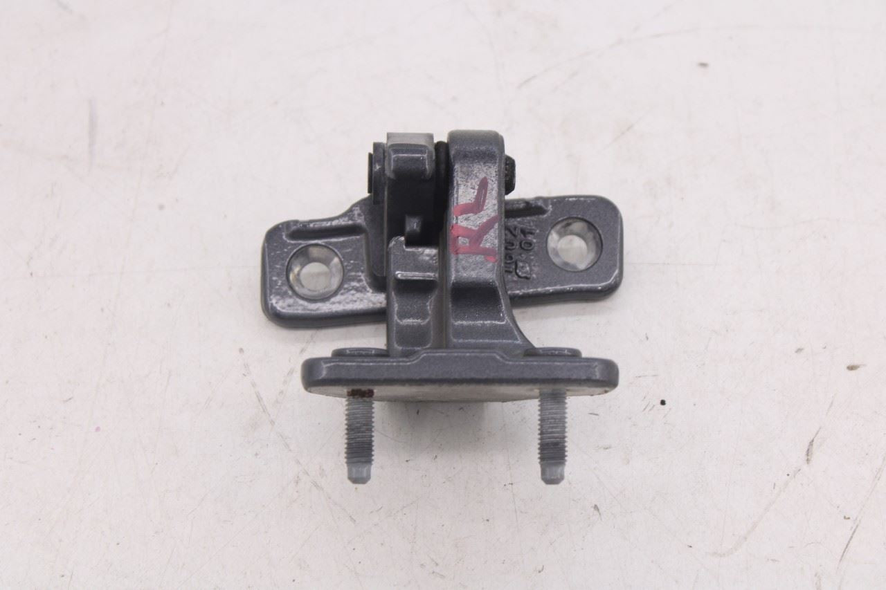 2015-21 Mercedes-Benz C300 4Matic Rear Left Side Door Hinge Upper and Lower Pair21