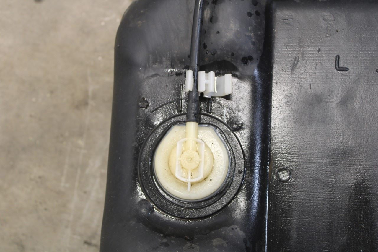 2011-17 Ram 1500 Crew Cab Laramie 5.7L Fuel Gas Tank 32.0 US Gallons 68242021AA - Alshned Auto Parts