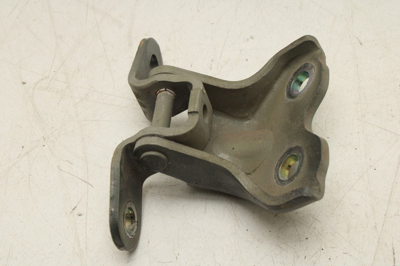 2019-24 KIA Forte LXS FR RH Door Hinge Upper and Lower Pair w/ Bolts 79320-2V000 - Alshned Auto Parts