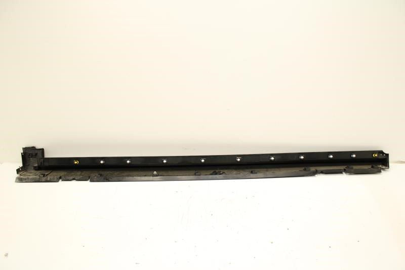 2024-2025 Chevrolet Trax Right Passenger Side Rocker Panel Molding 42865650 OEM - Alshned Auto Parts