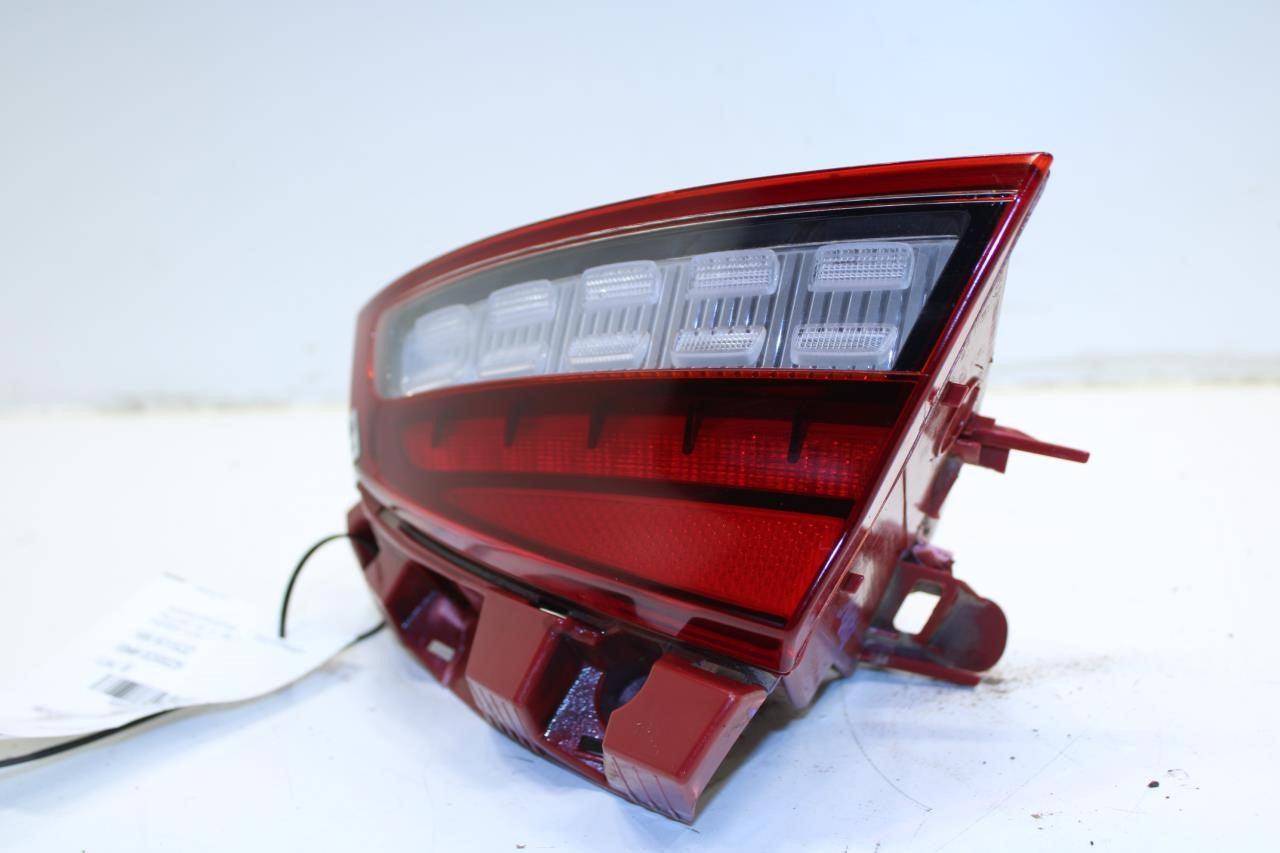 22-23 Kia Stinger GT1 Rear Right Side LED Tail Light Lamp 92402-J5620 OEM *ReaD* - Alshned Auto Parts