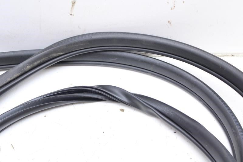 2016-2019 Infiniti QX60 Front Left Door Weatherstrip On Body 76922-3JA1A OEM - Alshned Auto Parts