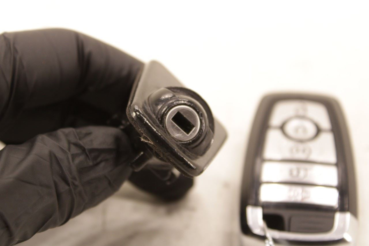 18-24 Ford Expedition MAX Key Keyless Remote Entry Fob Transmitter w/ Door Lock - Alshned Auto Parts