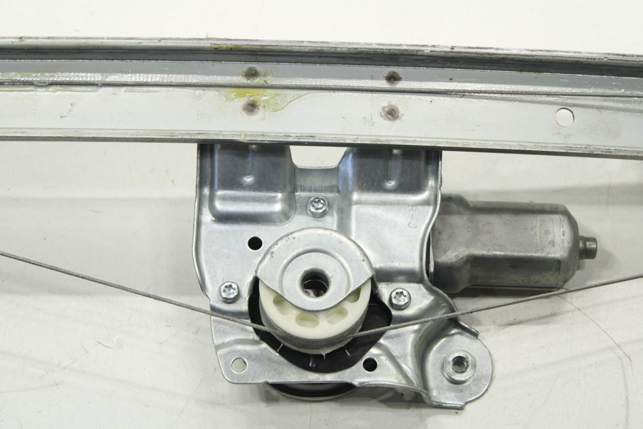 17-22 Nissan Rogue Sport SL AWD FR RH Door Window Regulator w/ Motor 80720-6MA0B - Alshned Auto Parts