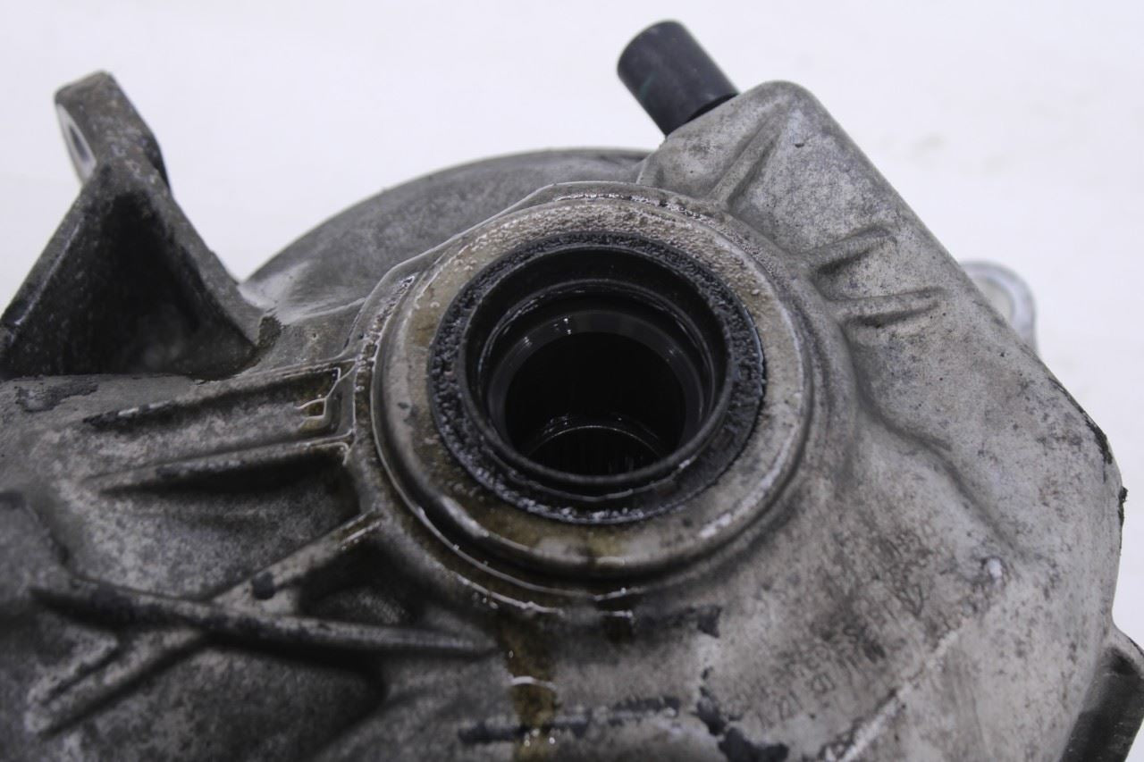 15-17 Mercedes-Benz C300 4Matic 2.0L Front Axle Differential Carrier 3.07 ratio12