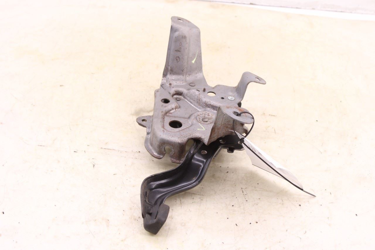 2011-20 Toyota Sienna LE 3.5L Emergency Parking Brake Control Pedal 46200-08070 - Alshned Auto Parts