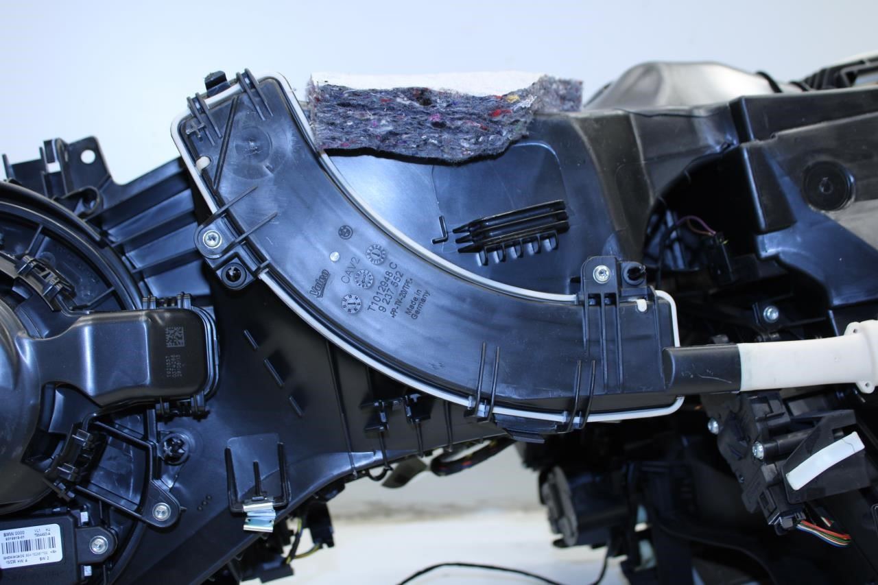 2015-2016 BMW 435i Gran Coupe xDrive HVAC Heater Housing Box 64-11-9-237-550 OEM - Alshned Auto Parts