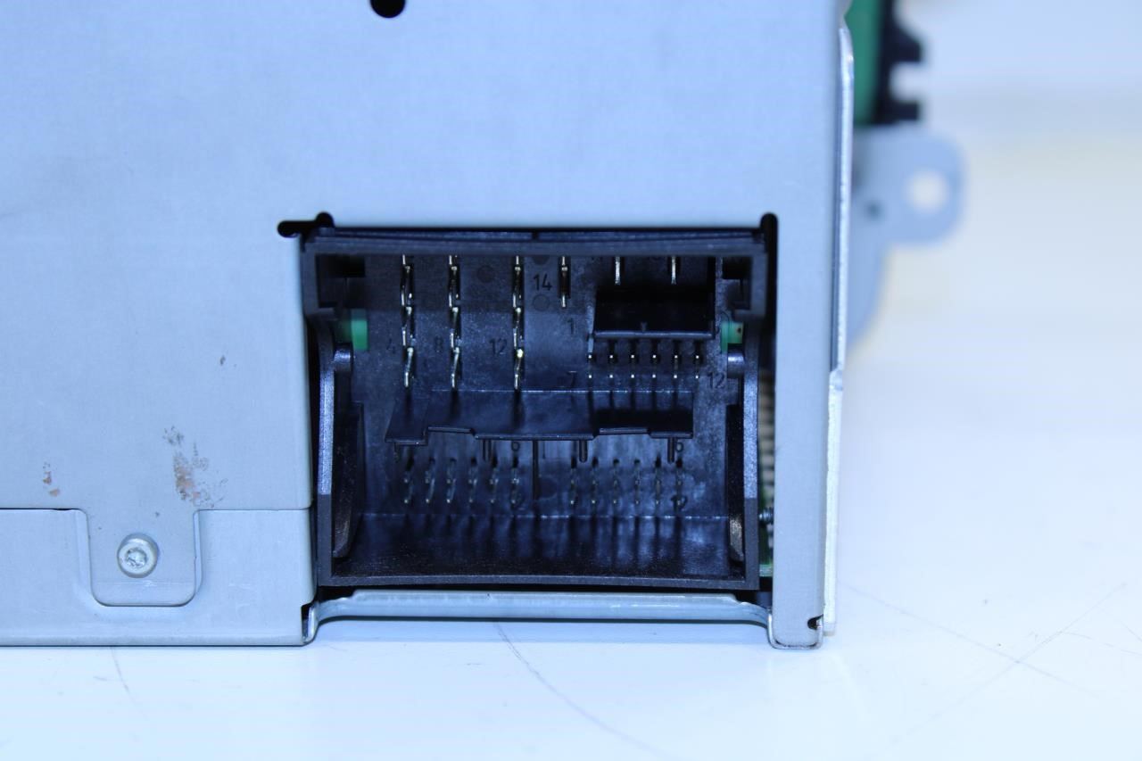 2016 Volkswagen Jetta Sport Radio Navigation Receiver w/ Display 5C0-035-684 - Alshned Auto Parts