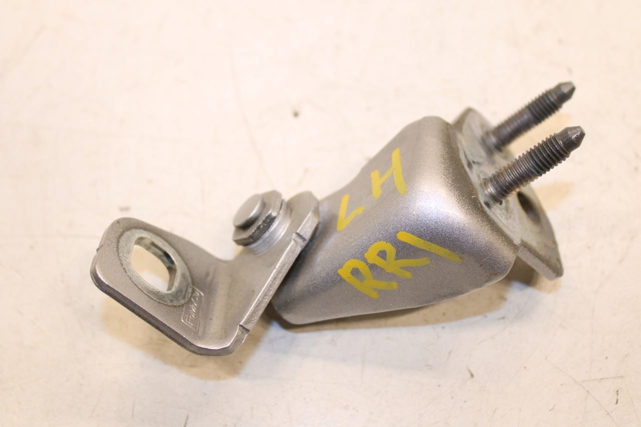 2020-25 Ford Escape SEL Rear Left Door Hinge Upper and Lower Pair H1BZ-5826801-A - Alshned Auto Parts