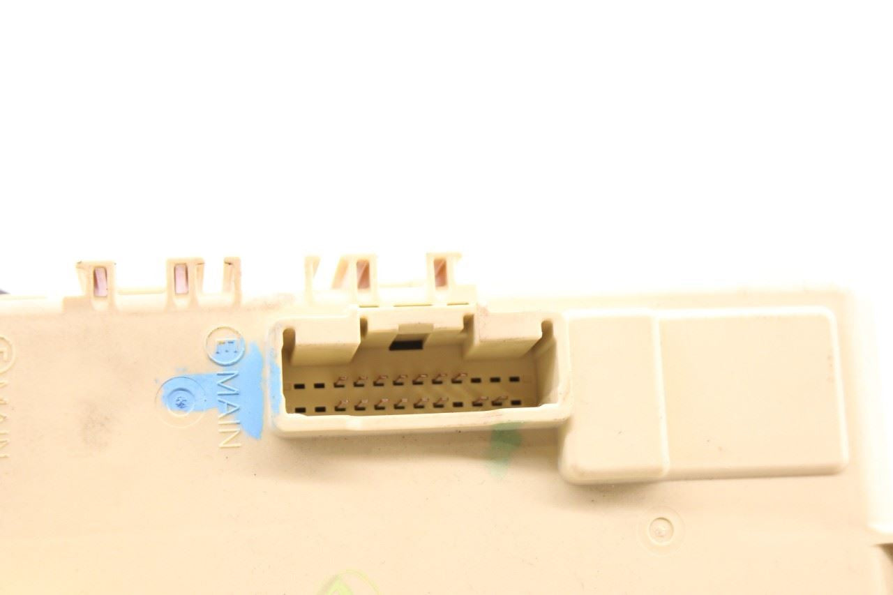 19-20 Hyundai Santa Fe SEL 2.4L Cabin Instrument Panel Fuse Relay Junction Block - Alshned Auto Parts