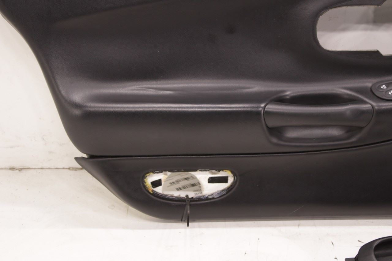 97-04 Chevrolet Corvette Coupe Front Left Driver Door Trim Panel 15141517 *ReaD* - Alshned Auto Parts