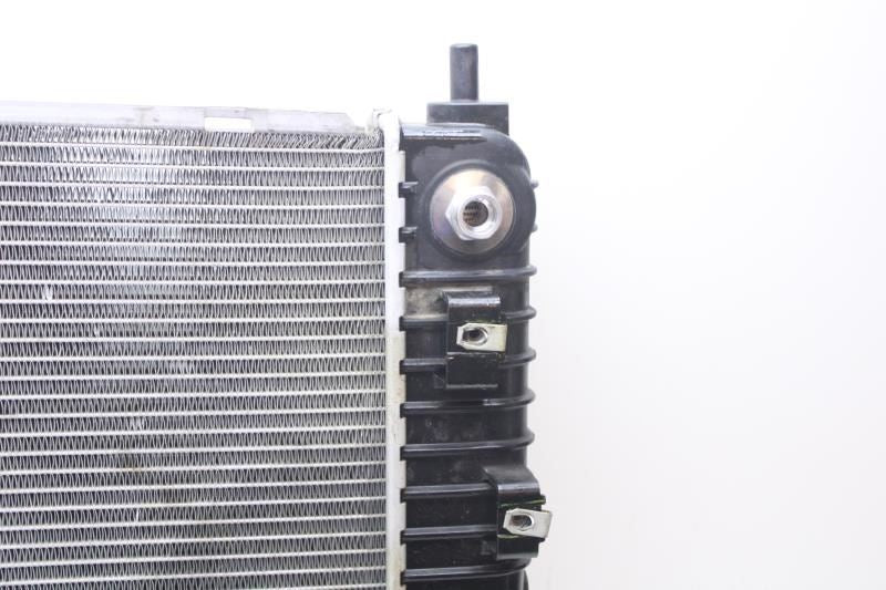 19-24 Chevrolet Silverado 1500 5.3L Engine Cooling Radiator 23388801 OEM *ReaD* - Alshned Auto Parts