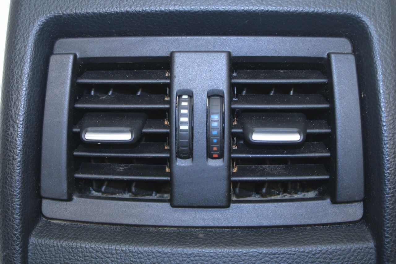 13-16 BMW 328i xDrive Center Console Back Panel w/ Air Vent and Heat Seat Switch3