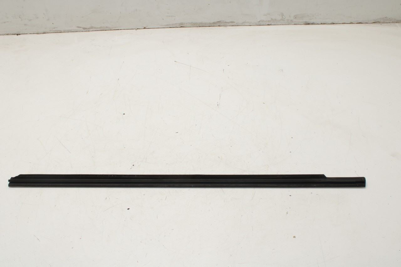 10-16 Mercedes-Benz E350 4Matic Front Right Door Run Channel w Belt Weatherstrip - Alshned Auto Parts