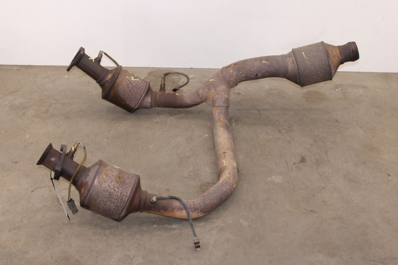 2014-2018 Chevrolet Silverado GMC Sierra 1500 4.3L Exhaust System Pipe *ReaD*0