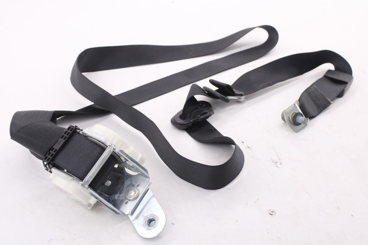 12-20 Dodge Grand Caravan GT Rear Passenger RH Side 2nd Row Seat Belt Retractor2