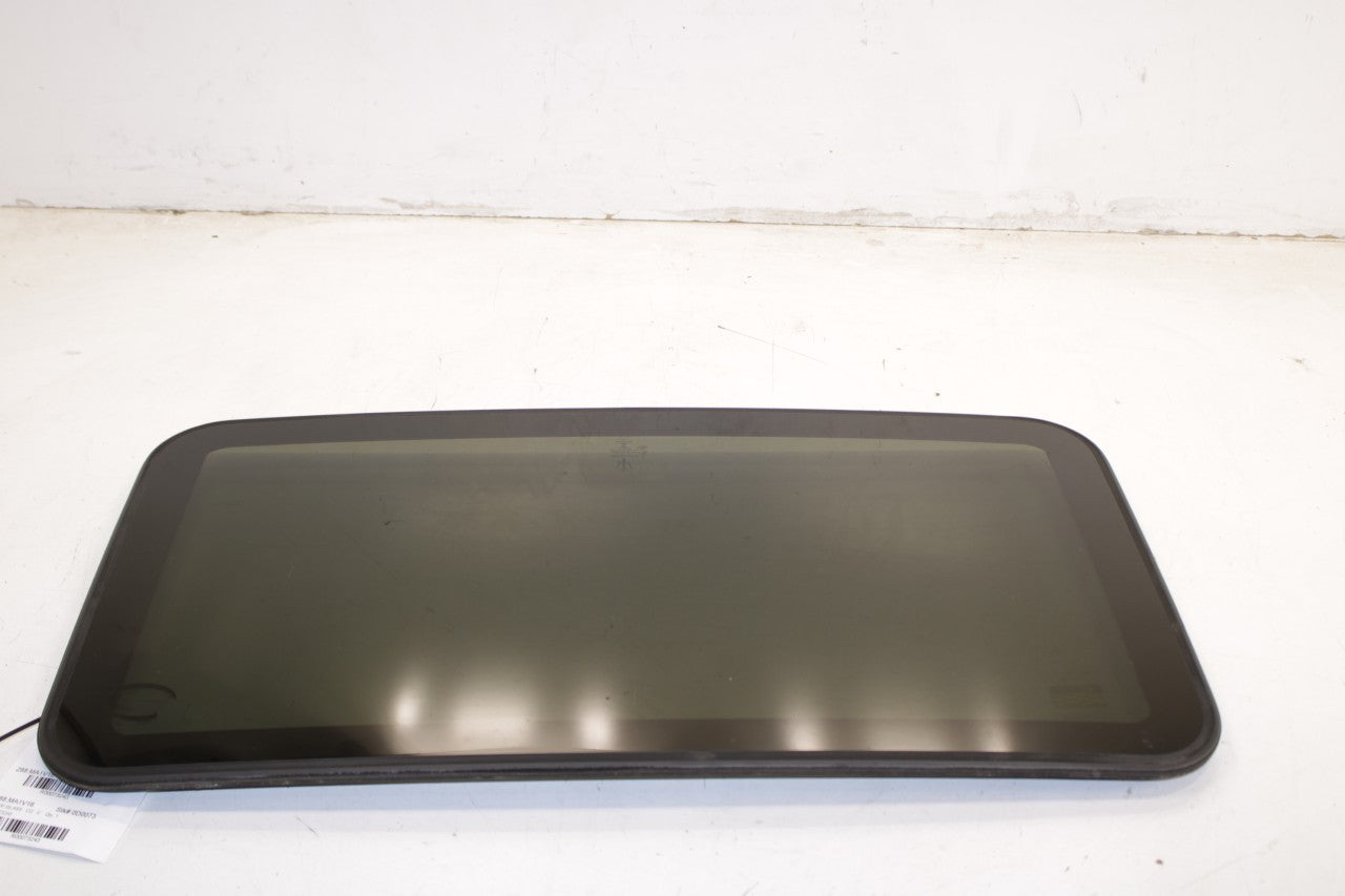 2014-2020 Maserati Ghibli S Q4 Roof Sunroof Window Glass 673009009 OEM - Alshned Auto Parts