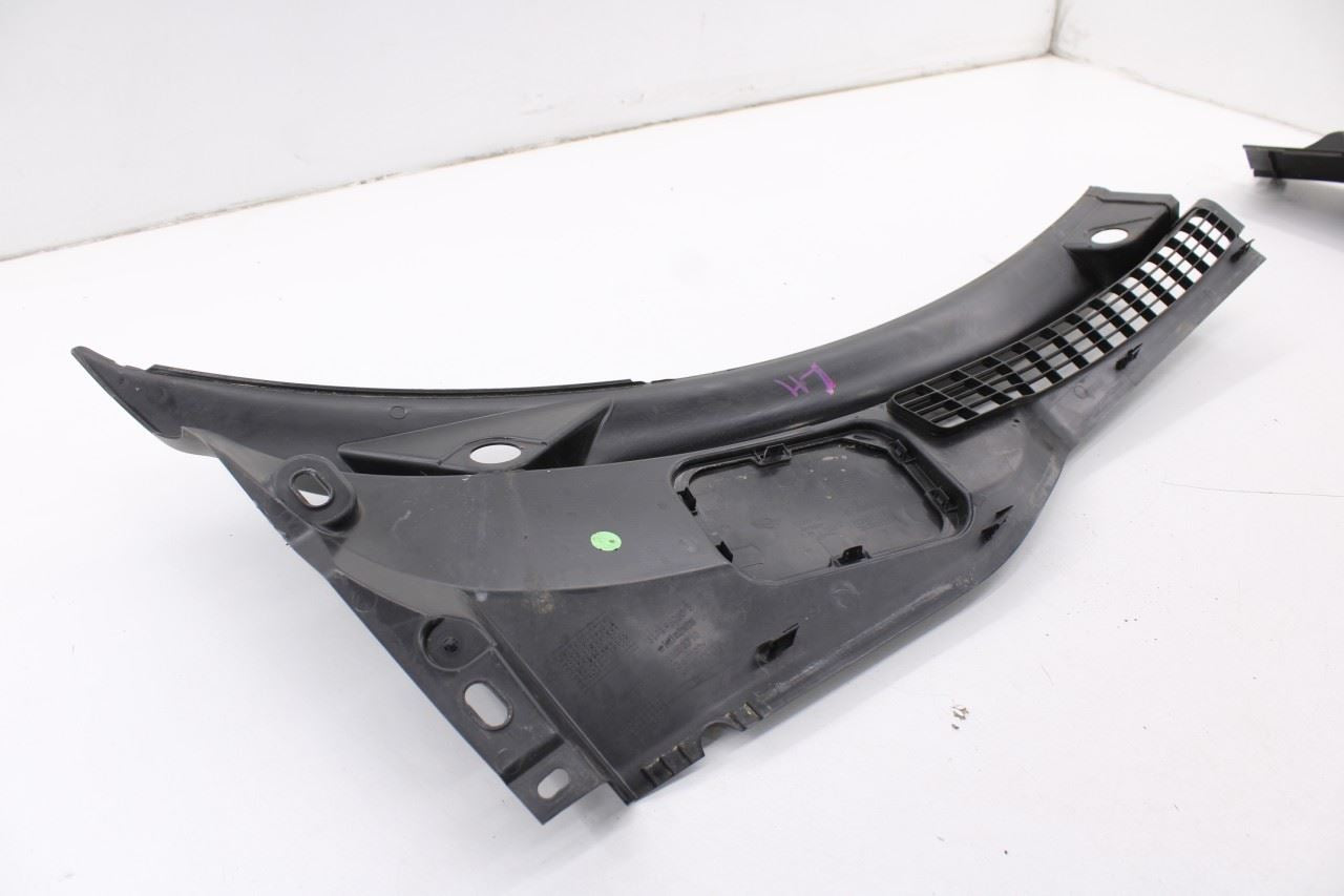 2011-2016 Mini Countryman Cooper S Front Windshield Cowl Vent Panel *ReaD*18